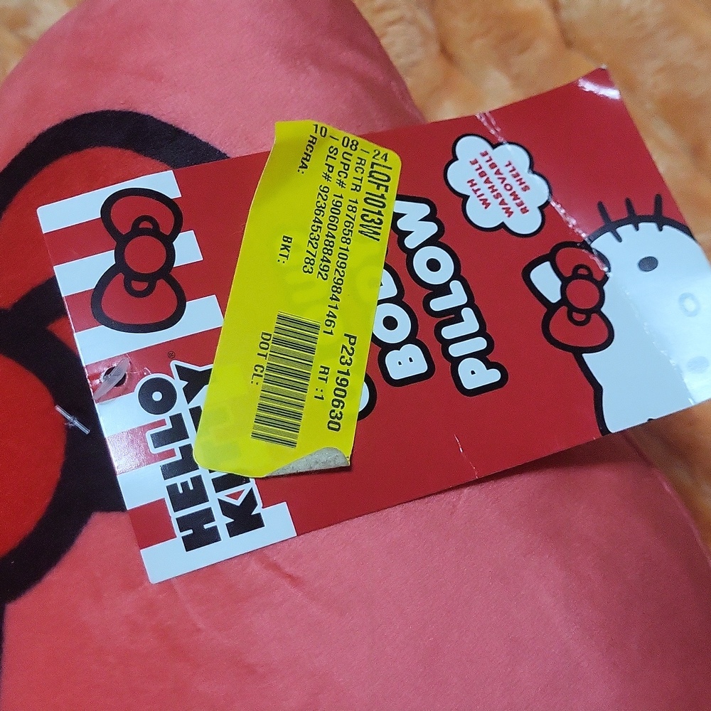 Hello Kitty  Body Pillow - Picture 6 of 6